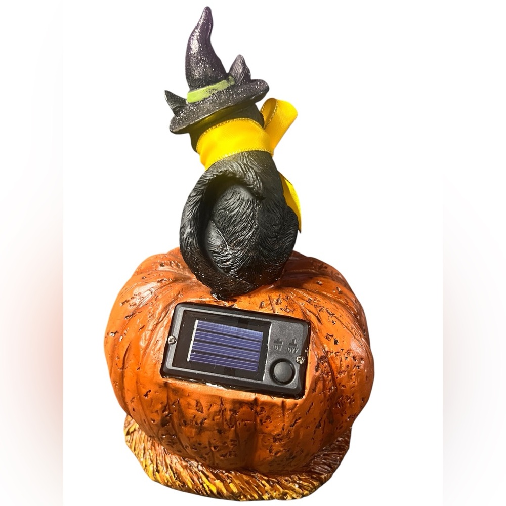 Cat On Pumpkin Light Up Halloween Decoration Color Changing Solar Powered Figure - Picture 2 of 7